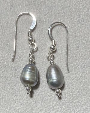 Black Grey Freshwater pearl Earring